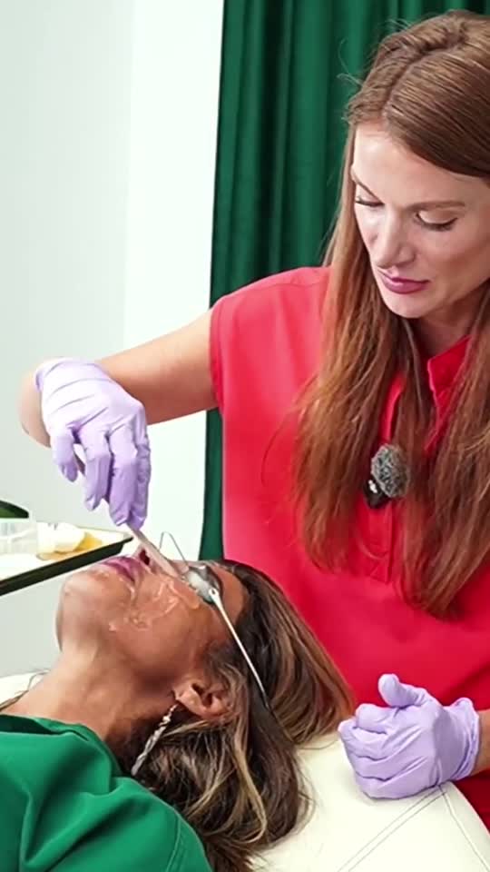 Dr. Petro receiving BBL HEROic and MOXI treatment with Victoria
